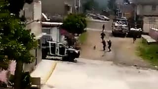 Omstander filmt schietpartij bij stadhuis in Mexico