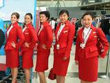 Virgin Atlantic verplicht stewardessen niet langer make-up te dragen