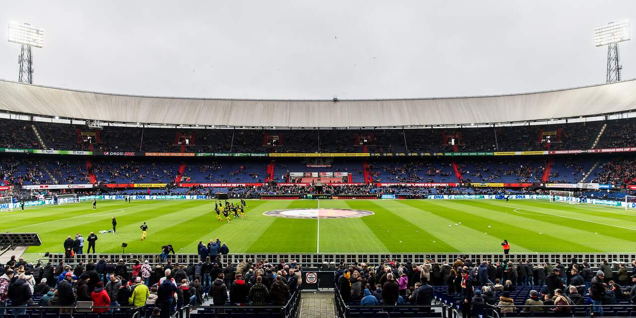 Feyenoord met zelfde basis, Advocaat sleutelt aan opstelling FC Utrecht