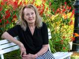 Franse schrijfster Annie Ernaux (82) krijgt Nobelprijs voor Literatuur