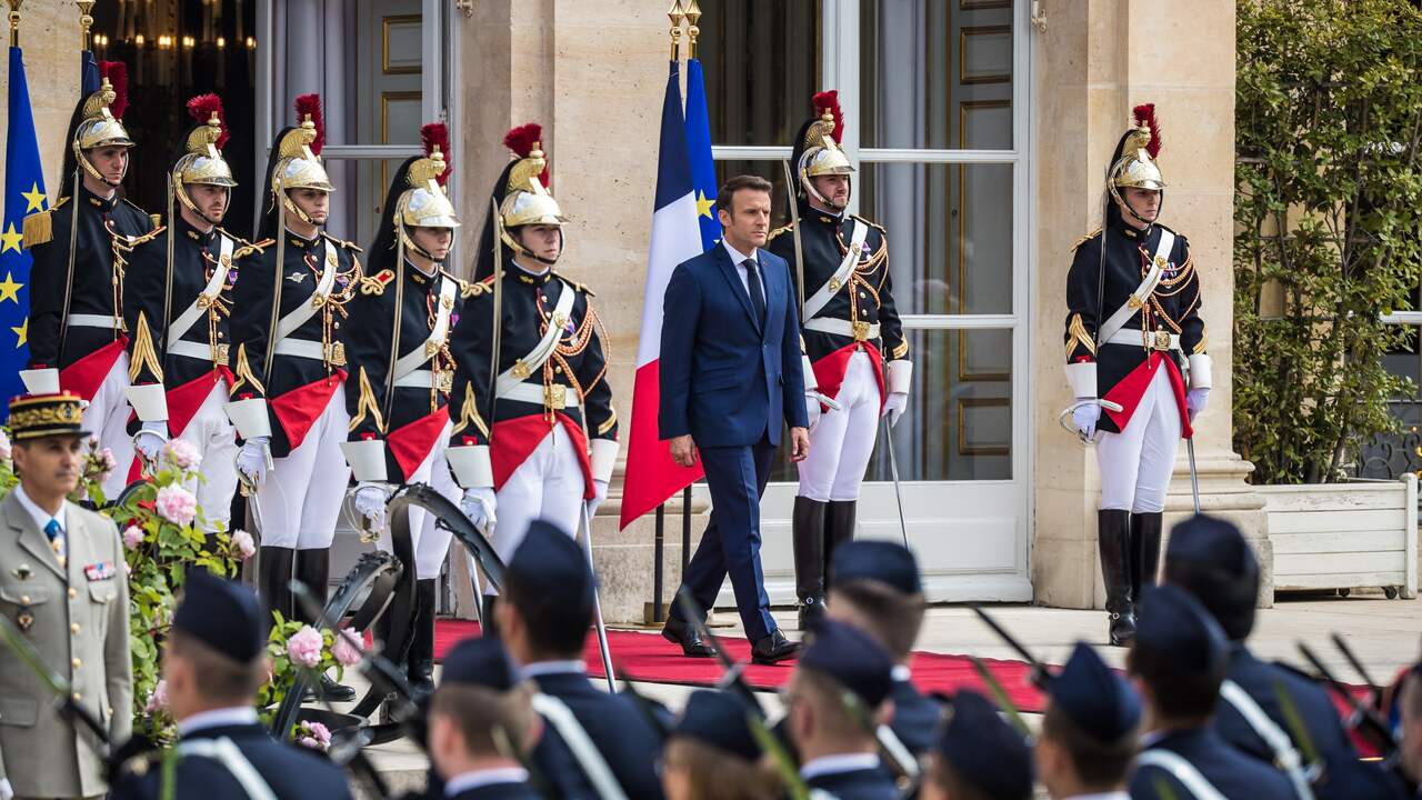 Macron réélu prête à nouveau serment : « Nous allons construire une France plus forte » |  À PRÉSENT