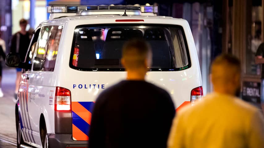 Voetafdrukken op dak in Tilburg leiden politie naar insluipers