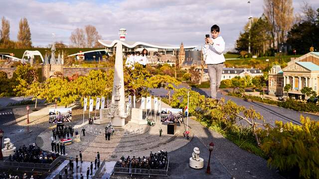 Nationale Kinderherdenking in Madurodam