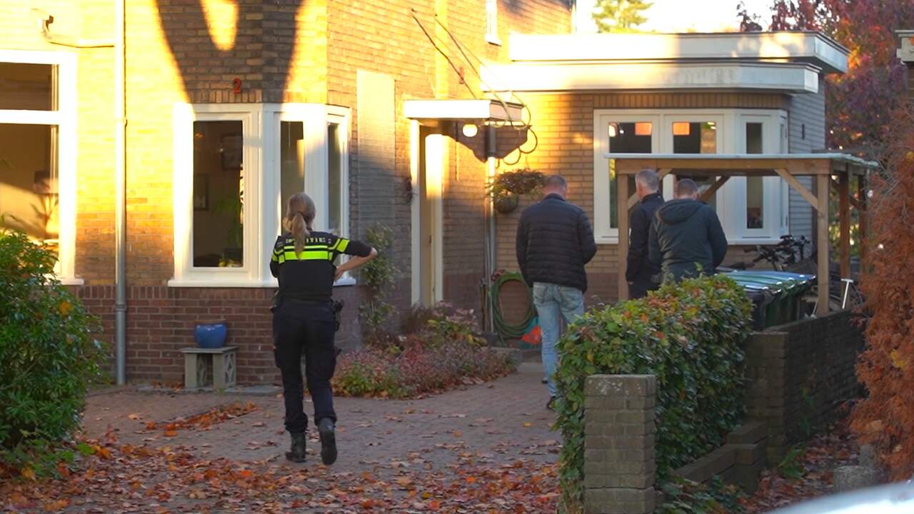 Beeld uit video: Bij deze woning in Arnhem werd de vermiste tiener gevonden