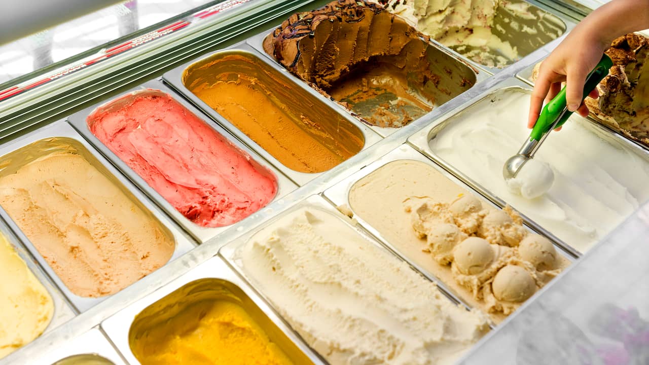 L'Italia produce 6,8 miliardi di palline di gelato nonostante la crisi  Economia