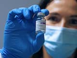 Nederland gebruikt uit voorzorg twee weken geen AstraZeneca-vaccins