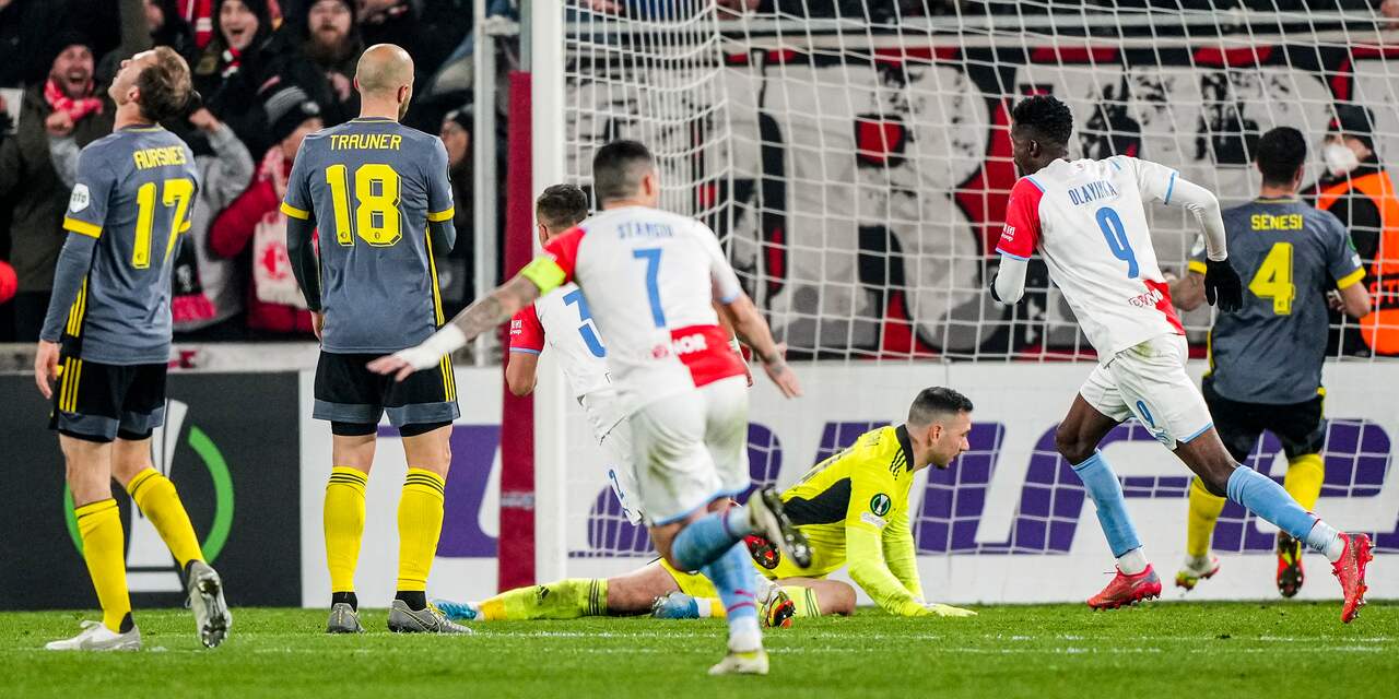 Feyenoorder Marciano na fouten tegen Slavia: 'Soms helpt het team de keeper'
