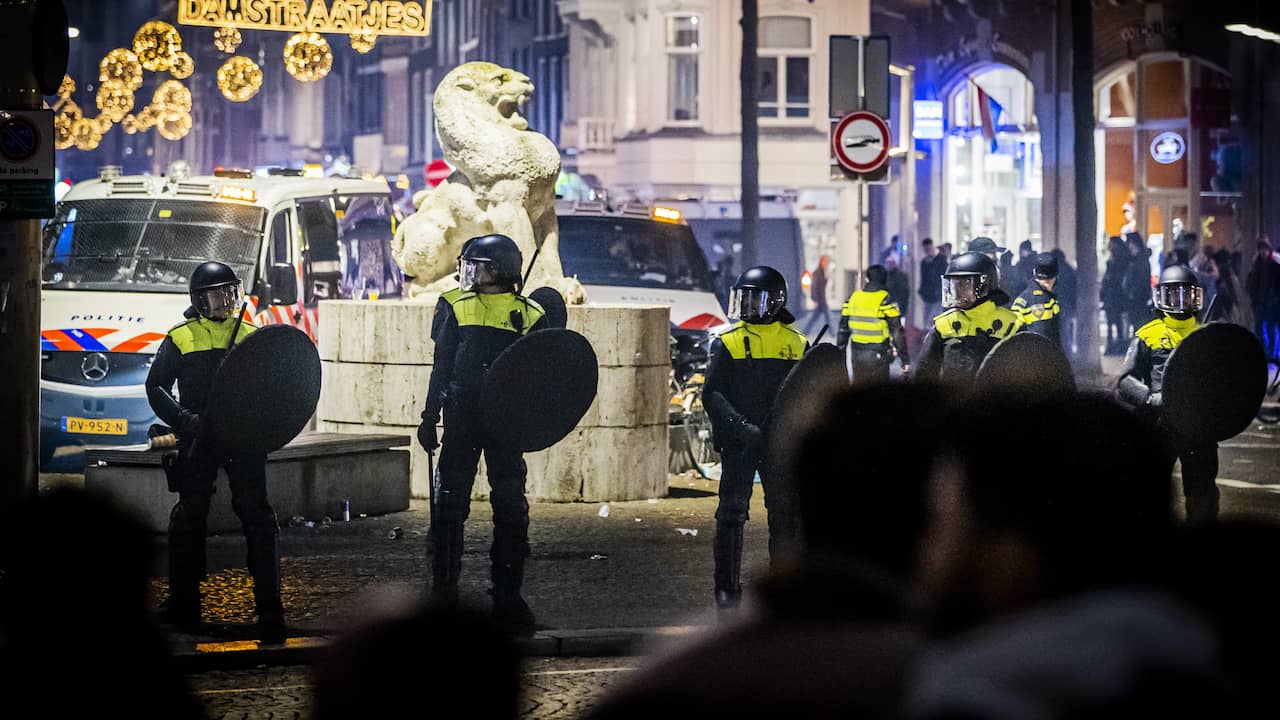 Police Warn of Zero Chance for Successful New Year’s Eve, Expecting Injuries and Damage