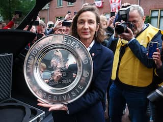 Live Eredivisie | PSV leeft toe naar kampioenswedstrijd, schaal gearriveerd