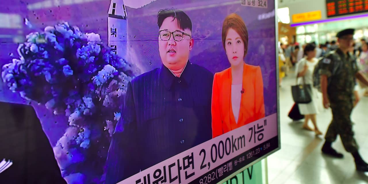 Noord-Korea staakt rakettesten en kernproeven