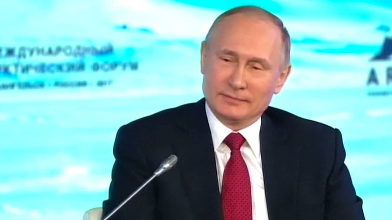 Beeld uit video: Poetin zegt dat Rusland geen invloed had op verkiezingen VS
