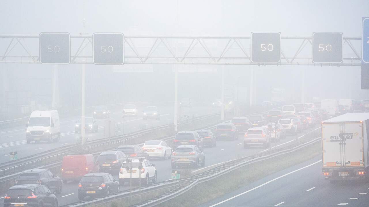 Code Yellow: Slippery Conditions and Dense Fog Warnings Issued for Entire Netherlands