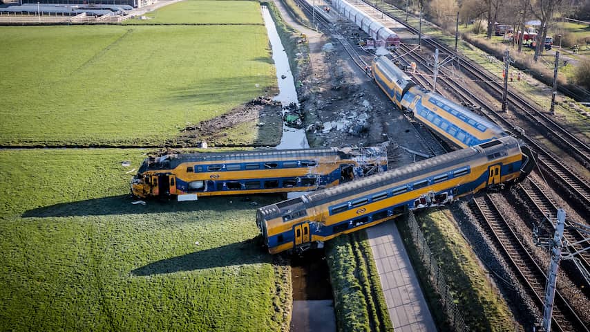 Omwonenden van treinongeluk Voorschoten vingen passagiers thuis op.