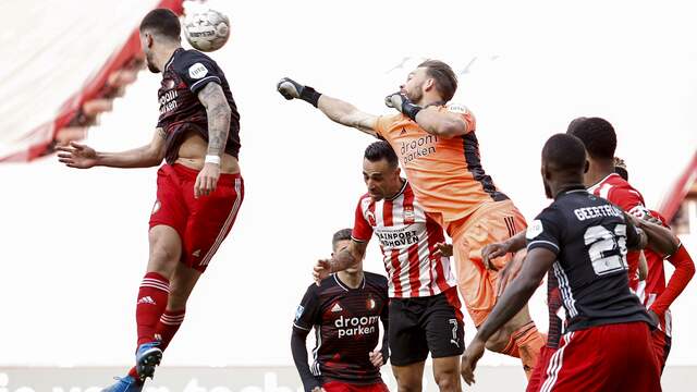 PSV had na rust nog de beste kansen op de winnende treffer.