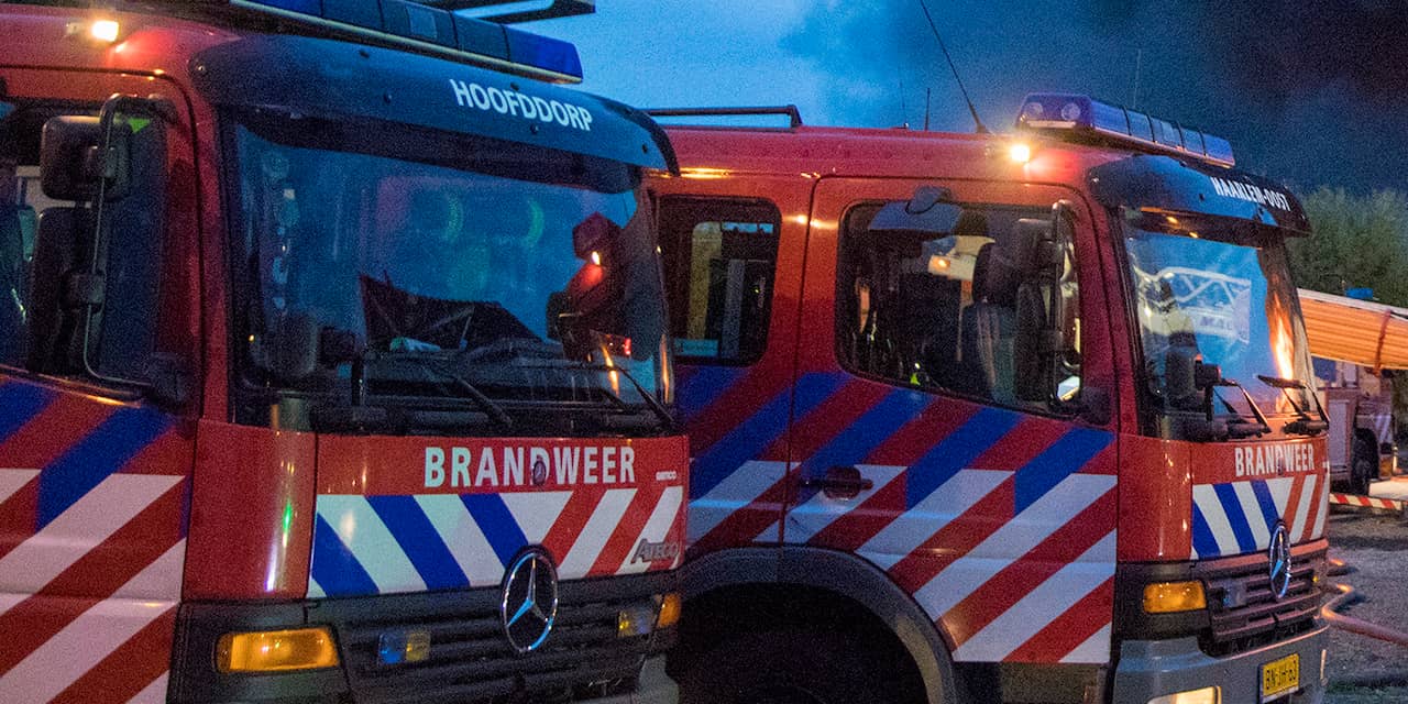 Grote uitslaande brand in zwembad in Zuid-Hollands Monster