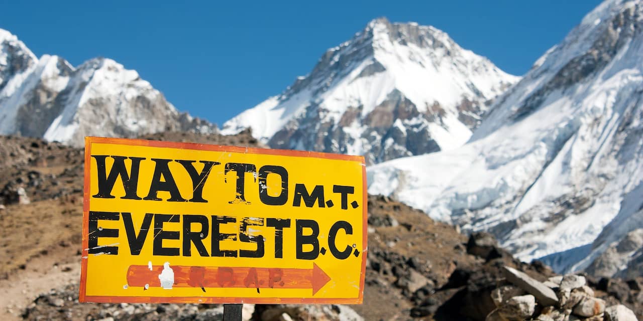 Top van de Mount Everest wordt dit jaar door niemand gehaald
