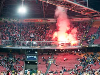 Ajax en Standard onderzoeken vuurwerkincident in Arena