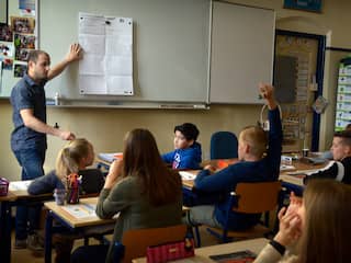 Leerlingen basisschool krijgen vaker les in grote klassen