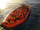 Zondag 5 maart: Zo'n 30 kilometer uit de kust van Libië zijn 4 boten met migranten aangetroffen.