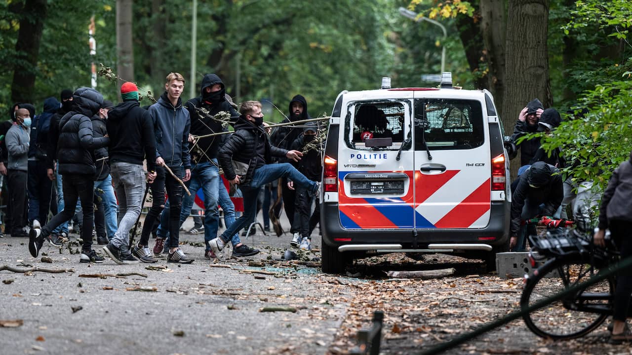 Tijdens NEC-Vitesse in oktober liep het volledig uit de hand met supporters.