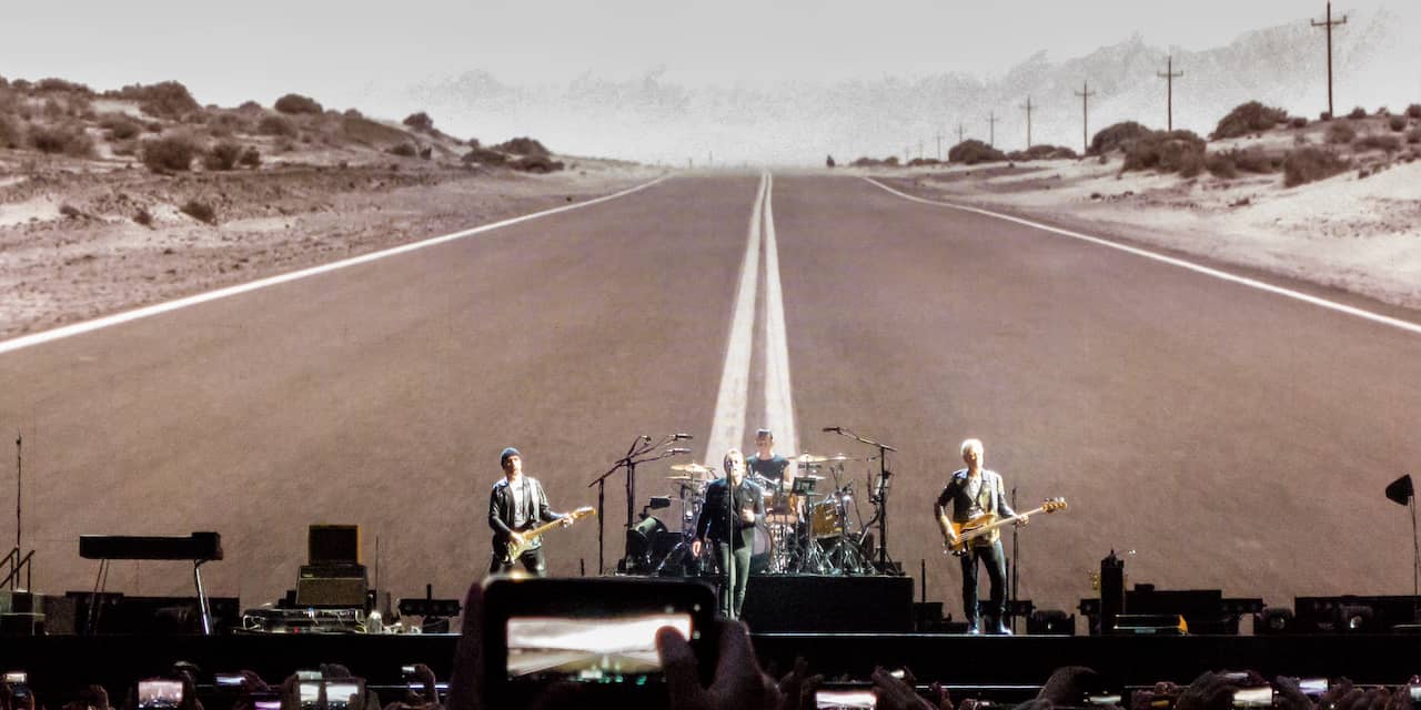 Recensieoverzicht: U2 in Amsterdam 'wederom genot om te aanschouwen'