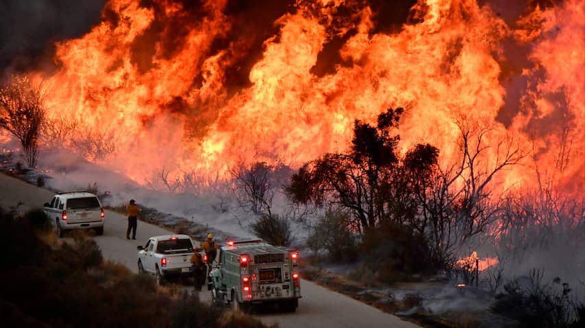 Californië zet bijna zesduizend brandweerlieden in tegen bosbranden