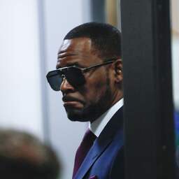 R. Kelly mag na gevangenisstraf geen contact hebben met minderjarigen