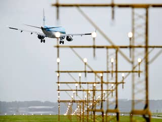 Onderzoek naar incident Schiphol waarbij vliegtuigen elkaar te dicht naderden