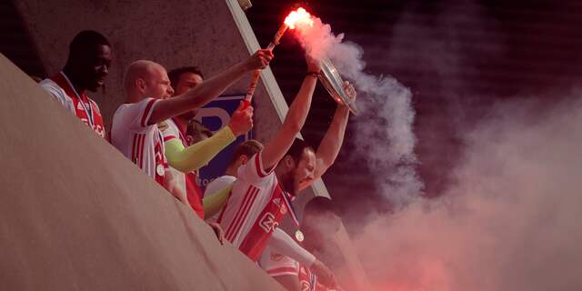 Waarom greep de Friese politie niet in bij titelfeest Cambuur?