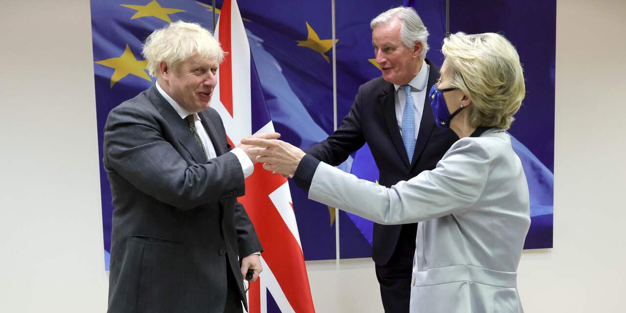 Barnier: 'Nog maar een paar uur over om Brexit-handelsdeal te bereiken'
