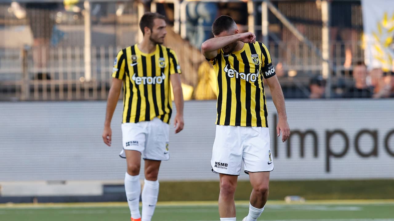 Vitesse: already eight goals against in two matches.