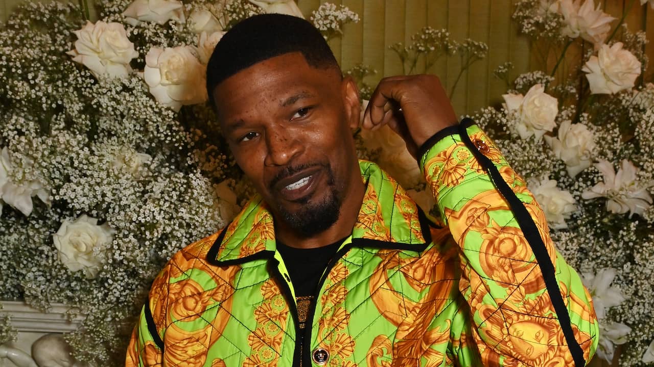 ジェイミー・フォックスは退院し、リハビリセンターに入っている 陰口 Nipponese