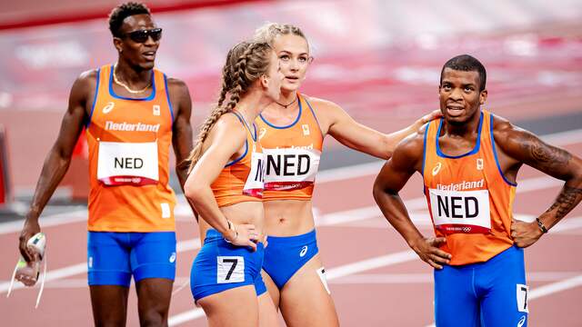 Teleurstelling na afloop bij het Nederlands team.