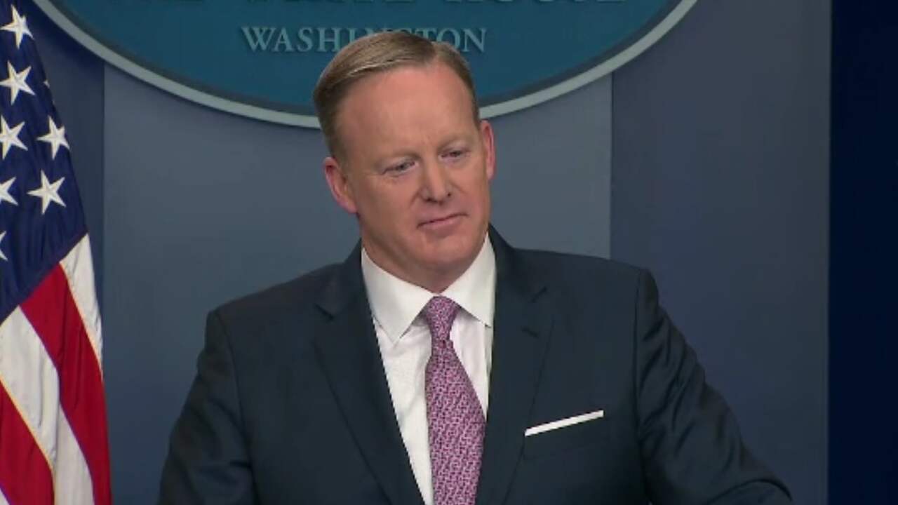 Perschef Trump: 'Onze intentie is om nooit te liegen'