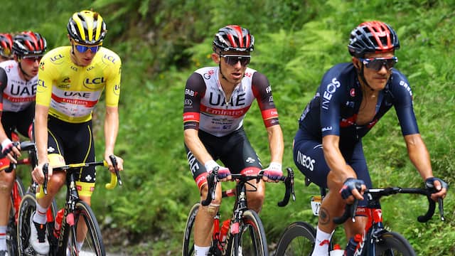 Pogacar liet INEOS-Grenadiers het kopwerk doen op de Col du Tourmalet.