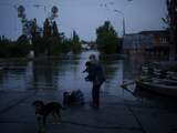 Damramp Oekraïne bedreigt bijna tachtig dorpen, water metershoog gestegen