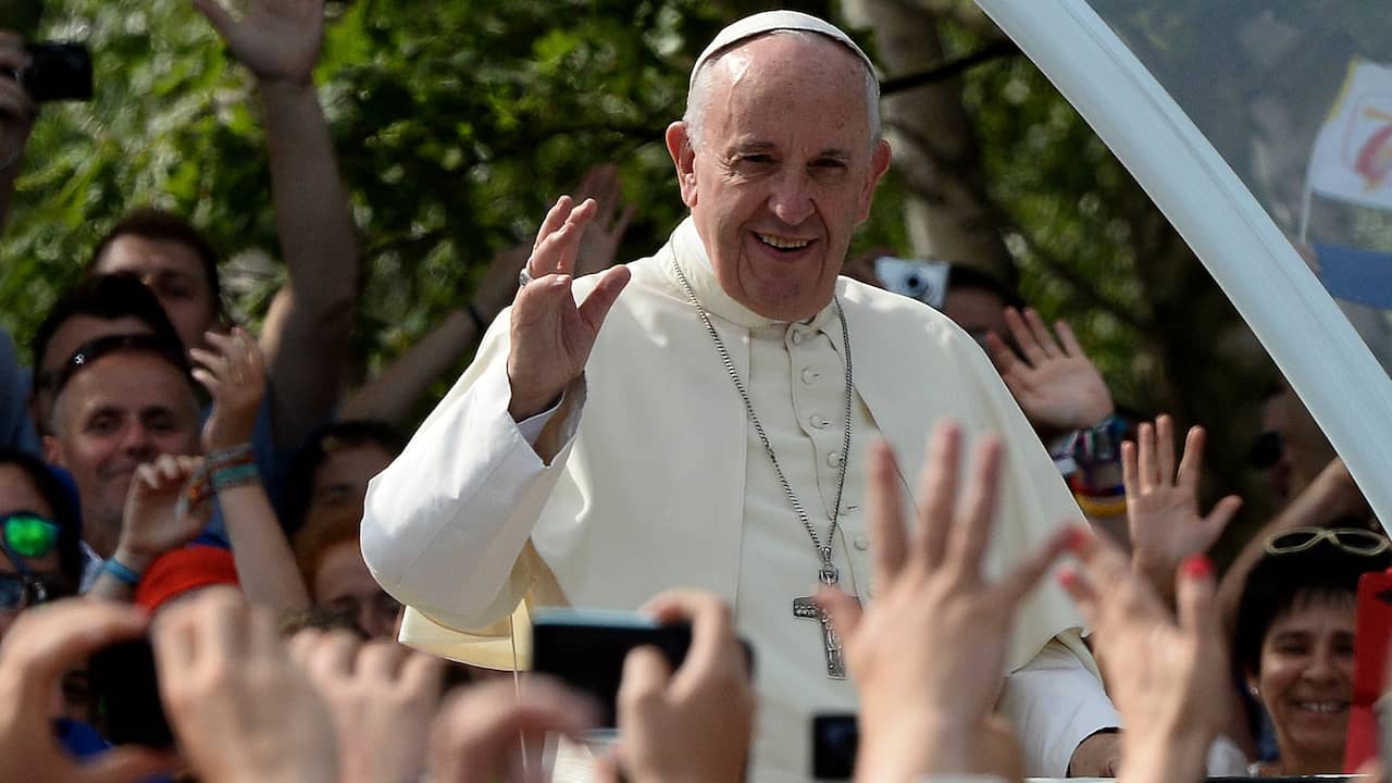 Paus geeft priesters permanent toestemming abortus te vergeven