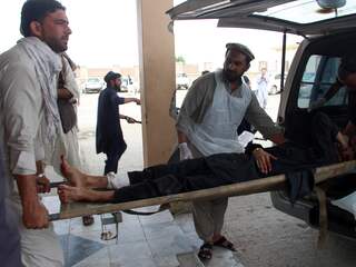 Tientallen doden en gewonden door explosie in moskee Afghanistan