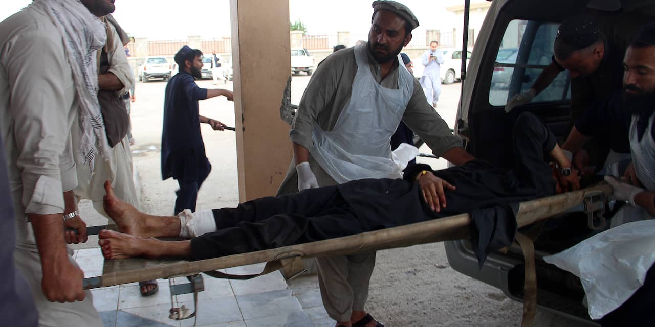 Tientallen doden en gewonden door explosie in moskee Afghanistan