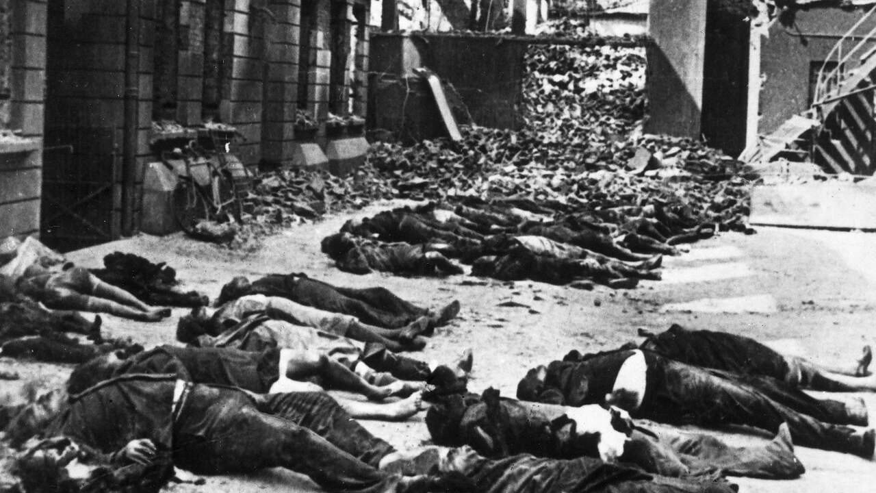 The dead lie in rows after the attack on Hamburg.
