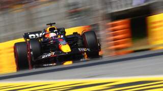 Verstappen schiet grindbak in bij Grand Prix Spanje