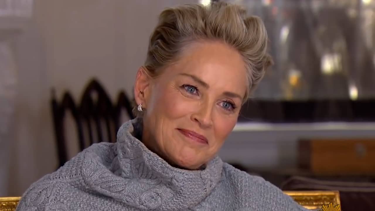 Beeld uit video: Sharon Stone zegt 'alles meegemaakt te hebben' wat betreft machtsmisbruik