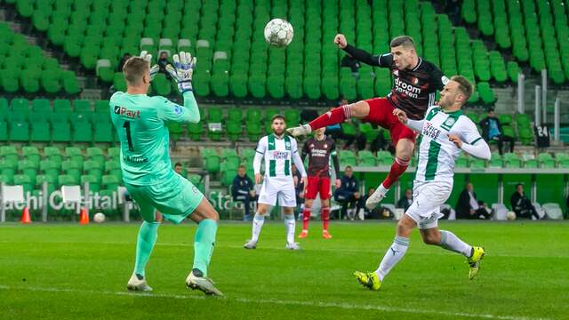 FC Groningen-doelman Sergio Padt hield woensdagavond de nul in de thuiswedstrijd tegen Feyenoord.
