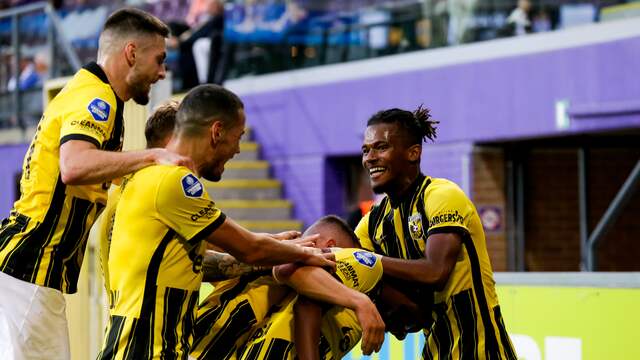 Vitesse stuntte in de play-offs van de Conference League door Anderlecht uit te schakelen.