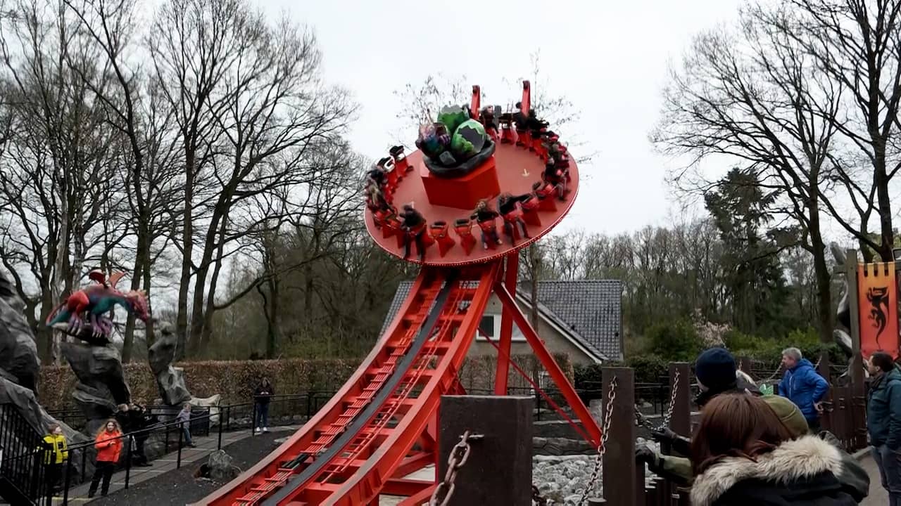 Beeld uit video: Pretpark Hellendoorn één dag open: 'Achtbaan was vrijdag pas klaar'