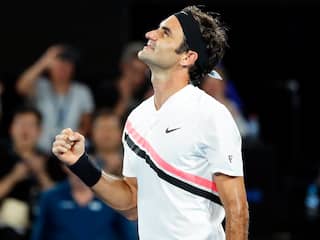 Federer en Djokovic verder in Melbourne, Wawrinka ten onder