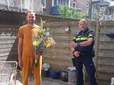 Man redt beschonken bestuurder die te water raakt in Maashaven