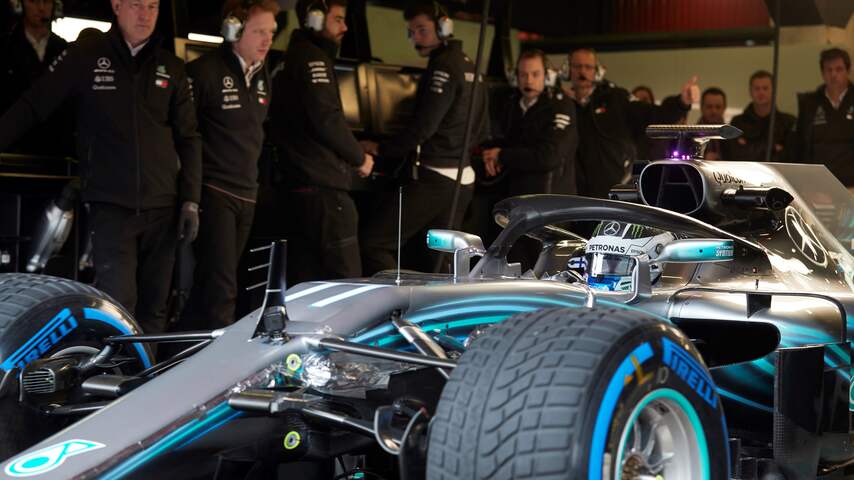 Mercedes-baas Wolff voorspelt spannende strijd met Ferrari en Red Bull