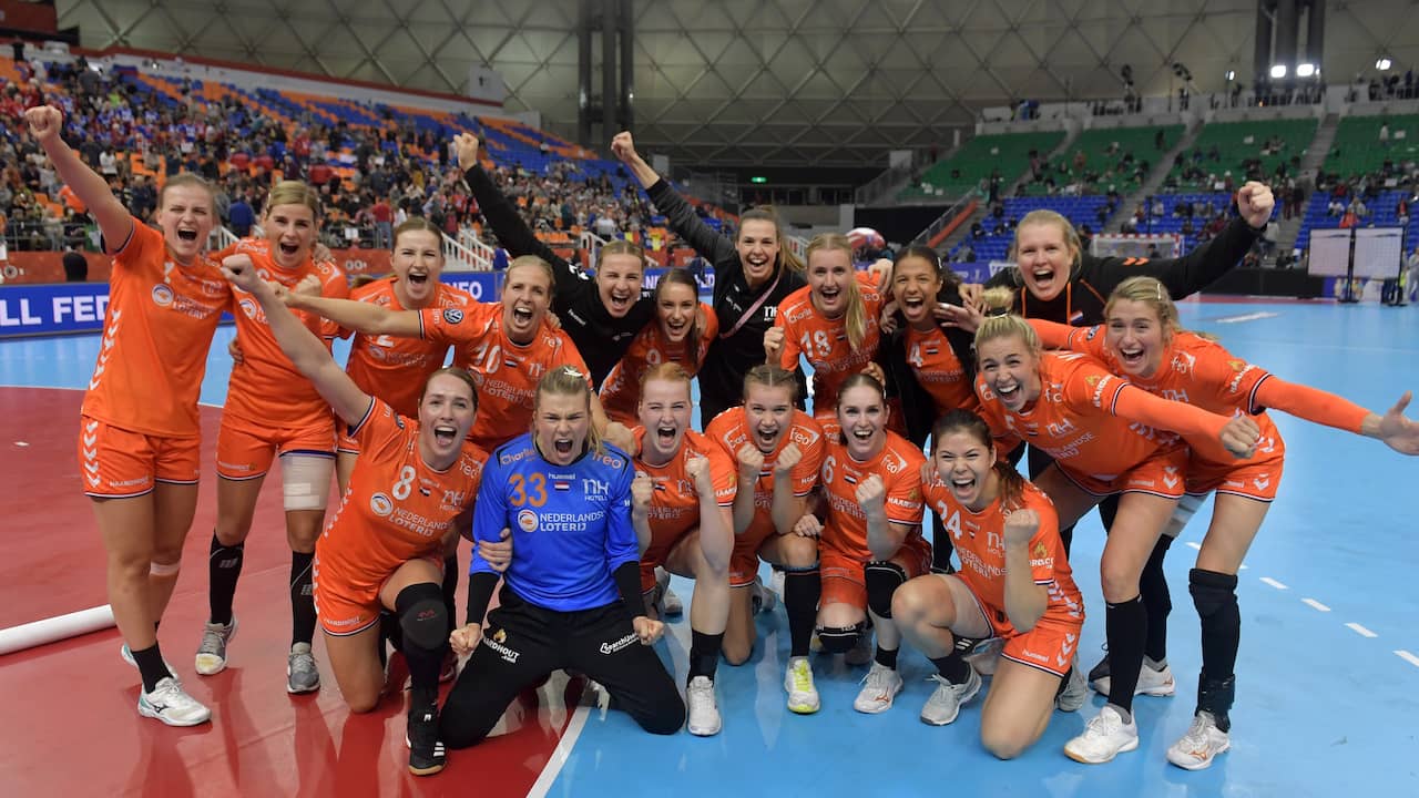Dutch handball players by goal in final seconds for the first time