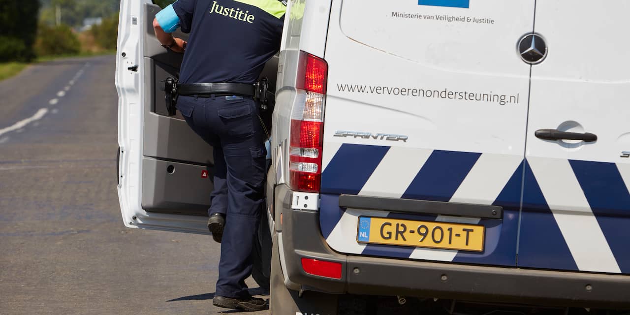 Vuurwapens gestolen tijdens inbraak bij justitiële dienst in Zutphen